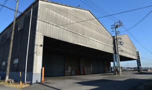 弥富倉庫01