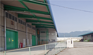 滋賀1・3号倉庫外観